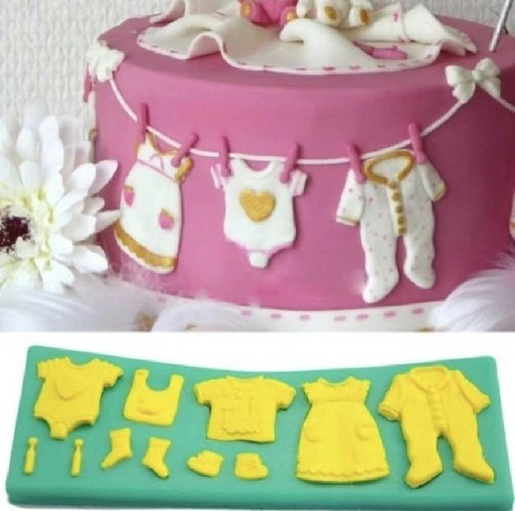 ÖNTŐFORMA FONDANT RUHÁK