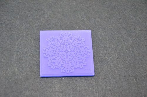 MARCIPÁN/FONDANT MINTÁZÓ, SZILIKON, LAP VIRÁG MANDALA (6,5X6,5 CM)